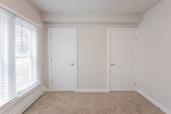 1719 Marine St Interior